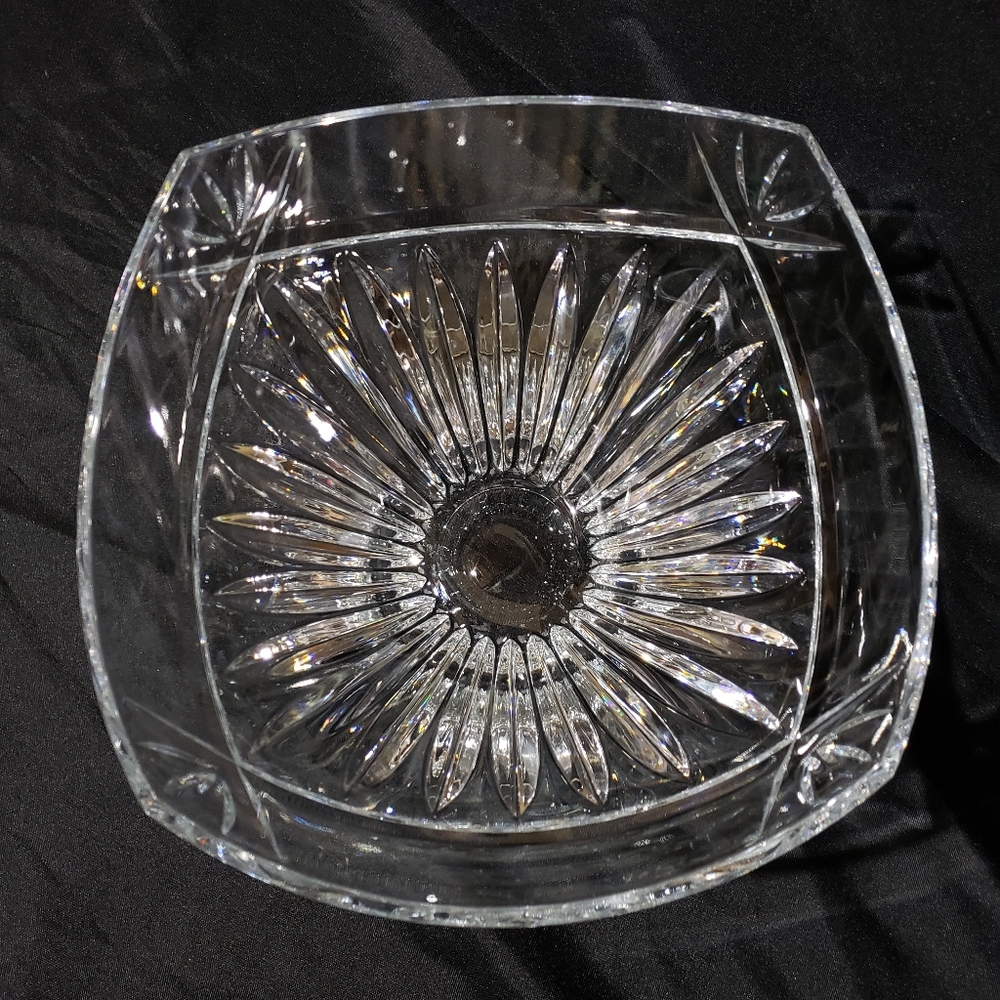 Large crystal bowl - Picture 2 of 9